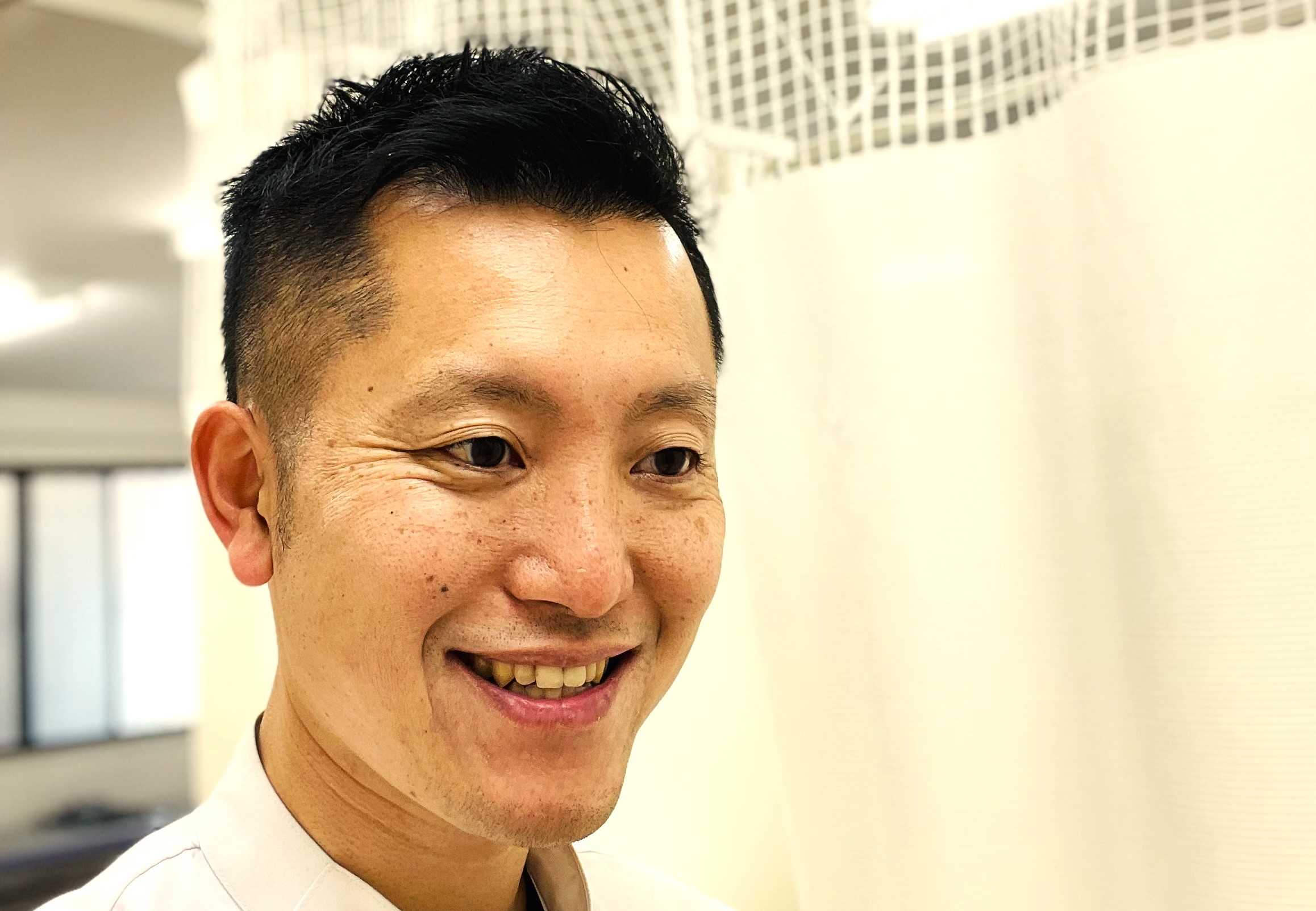 越谷接骨院 院長 若康祐